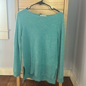 Cashmere small sweater - good condition - only worn a couple of times